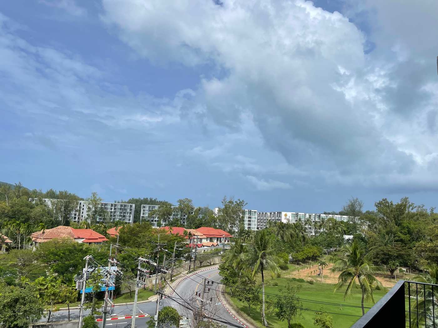 Skypark Aurora Laguna Phuket — Скай Парк Аврора